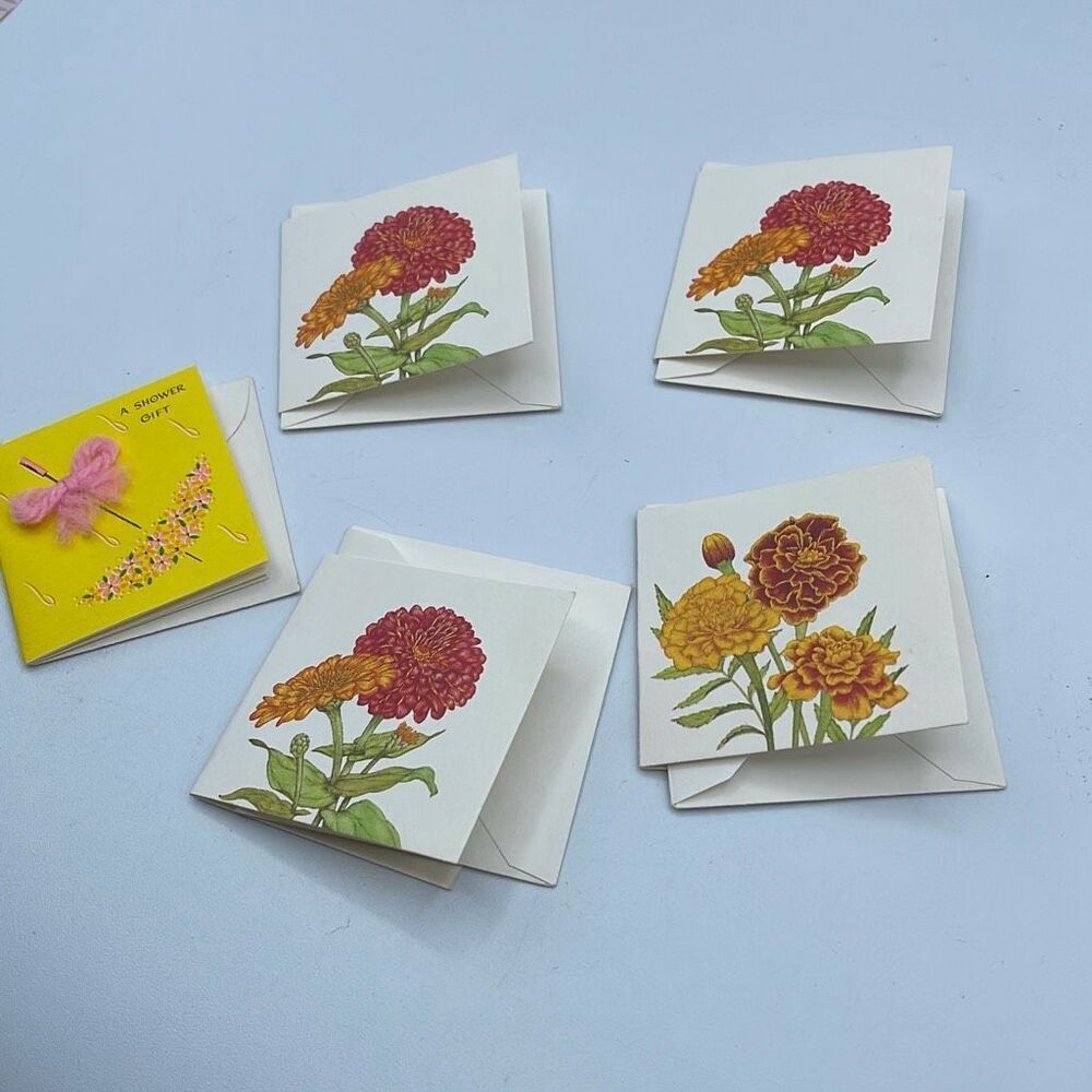Set of 5 vintage Current & Gibson  gift cards or tags.